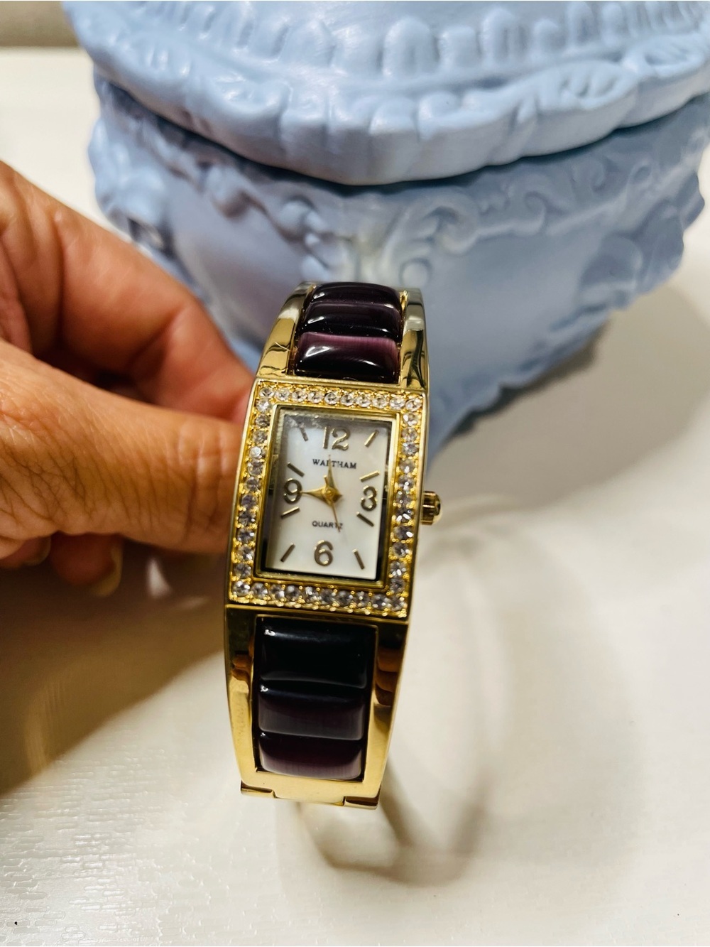 Vintage Waltham Women’s Gold-Tone Cuff Watch, Purple inlays & Crystal Bezel - Picture 4 of 9
